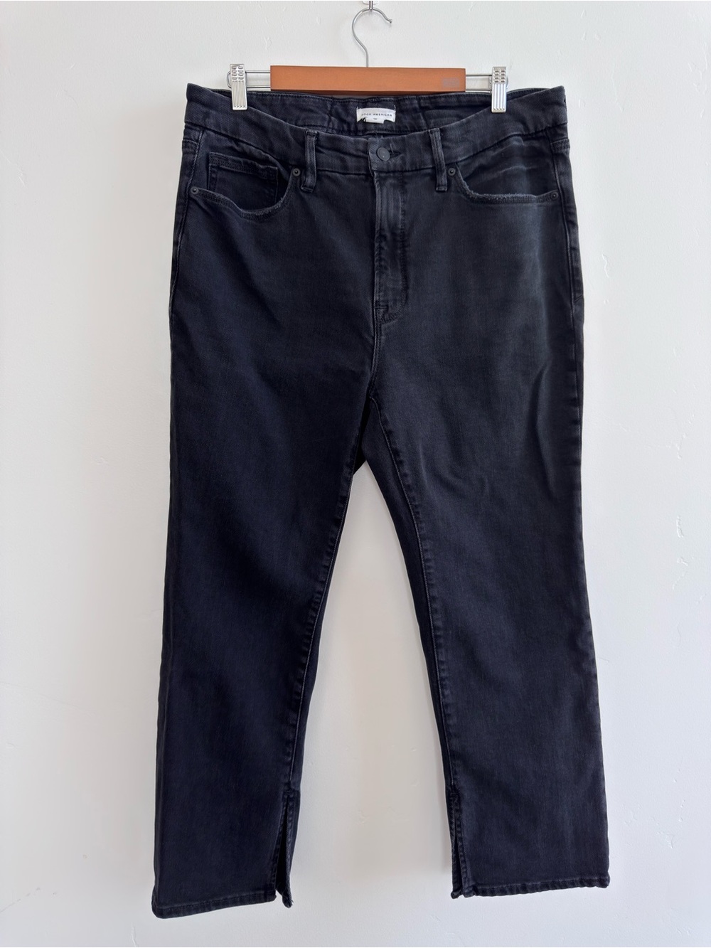 Good American Good Legs Darted High Rise Straight Jeans Black Split Hem Size 16